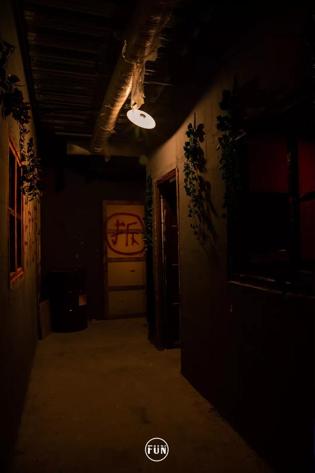 武汉最大鬼楼事件，武汉真人NPC追逐逃脱密室