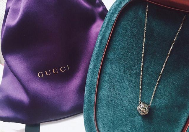 宝格丽蛇形戒指，宝格丽蛇形戒指怎么样（她的首饰自带格局让你格外诧异）