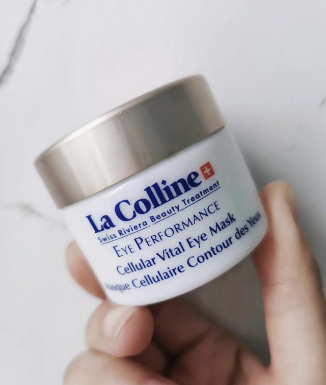 女明星护肤盘点，明星护肤造型（光是眼部护理就用4款产品）