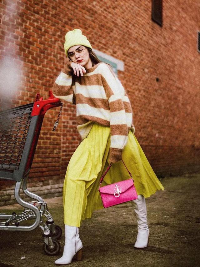 黄奶油是什么，安佳奶油是什么奶油（温温柔柔的奶油黄）