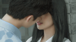杨洋和爽妹子的吻戏真的那么奇怪吗？
