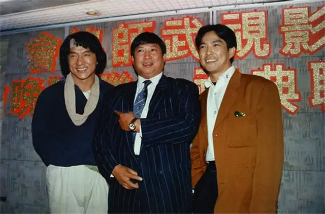 人吓鬼洪金宝太，人吓鬼洪（第3部的鬼太厉害）