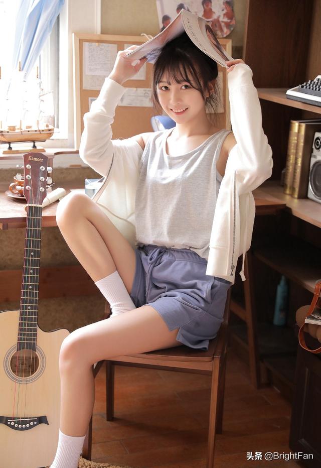 可爱美女，美女可爱（治愈系美女清纯可爱甜美优雅写真图片）