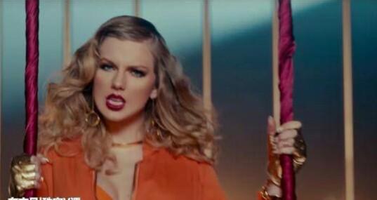 宝格丽蛇形戒指，宝格丽蛇形戒指怎么样（她的首饰自带格局让你格外诧异）