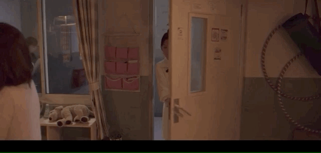 小聋女自幼失聪哪个电影叫什么，小聋女自幼失聪是谁演的（看完郭敬明编剧的《如果声音不记得》）