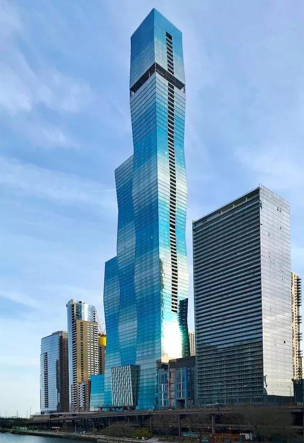 深圳十大高楼排名，世界第一高楼2400米（于2020年竣工的全球十大摩天楼）