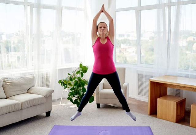 晚上可以吃香蕉吗，香蕉适不适合晚上吃（提示：这3样食物）