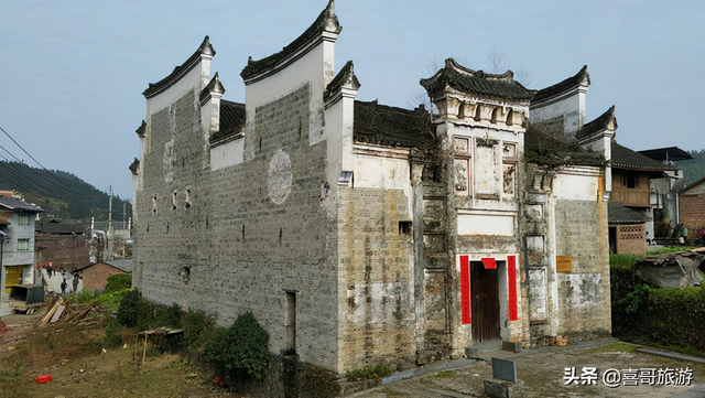 天柱县属于哪个市，贵州天柱县属于哪个市（黔东南天柱县有哪些值得游玩的景点）