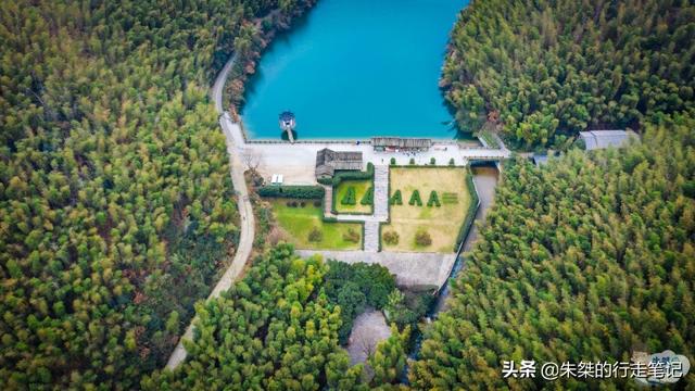 宜兴竹海和南山竹海哪个好玩，宜兴竹海好还是南山竹海好（国内竹海景区中唯一的5A）