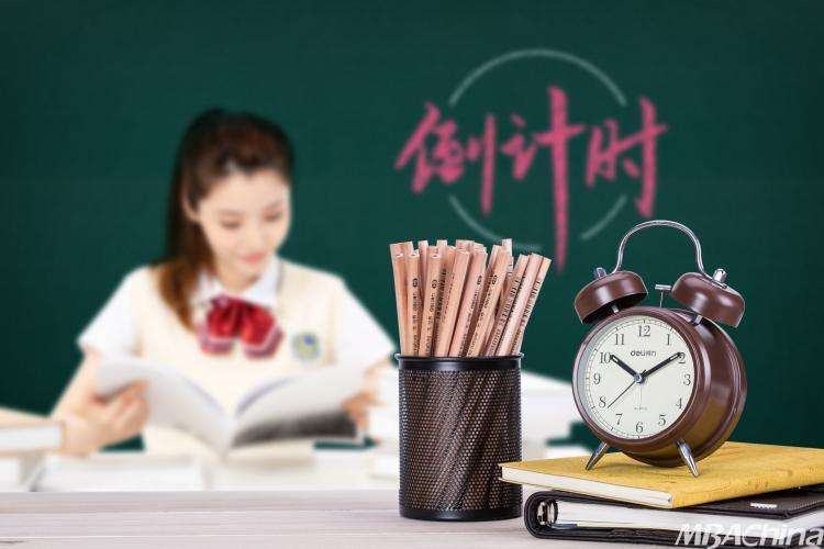 河北会计网上报名入口（河北2019年中级会计考试准考证打印入口什么时候开通）