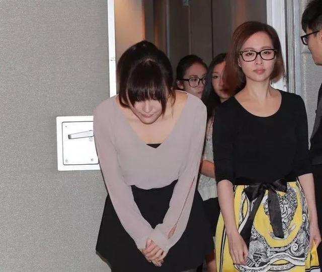 冷瞳～挚爱あ倾雪网名，冷瞳～挚爱あ倾雪微信昵称（十年香港嫩模浮沉史）