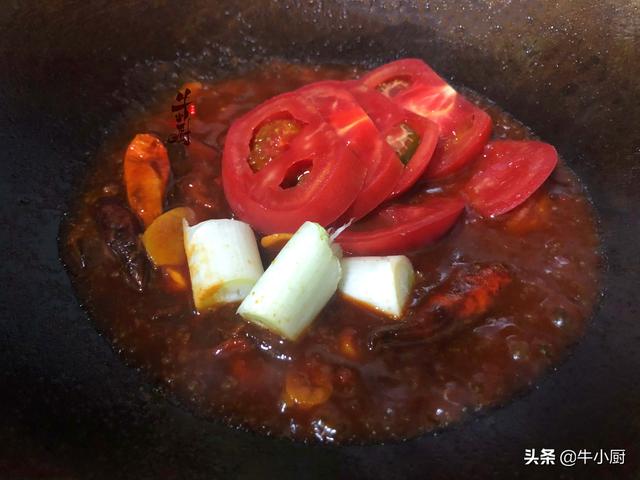 番茄火锅汤底怎么做，火锅店番茄汤底做法（外面几十块钱的火锅汤底）