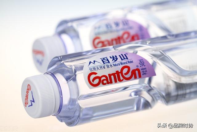 什么矿泉水比较好，吉林什么牌子的矿泉水好（国内排名前十的饮用矿泉水）