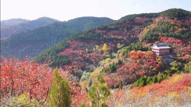 厦门青龙山溶洞，厦门秋天的白云洞