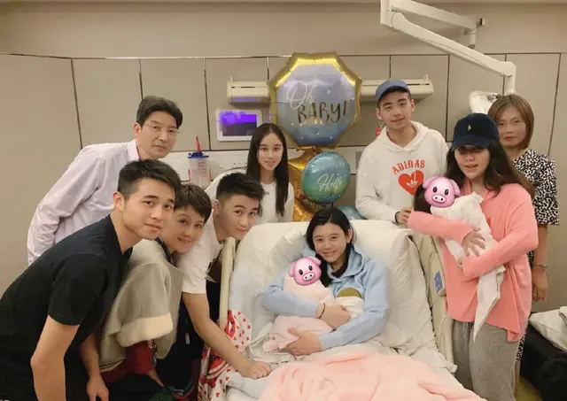 何猷君是个怎样的人，何猷君的性格（夸自己不靠花钱上名校）