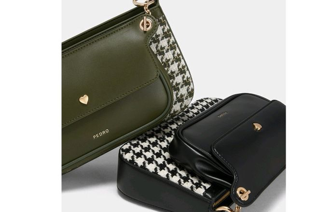 elle包包是什么档次，elle包包属于什么档次（初春必买的几款包包）