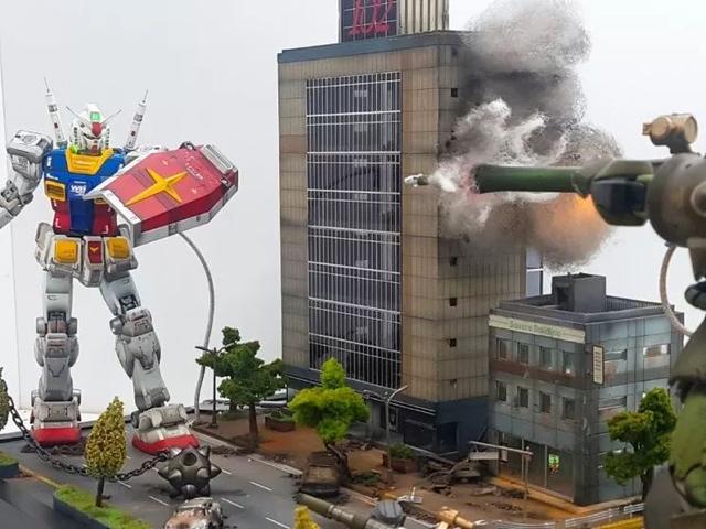 扎古和高达区别，高达扎古是什么梗（佳作：白色恶魔vs扎古）