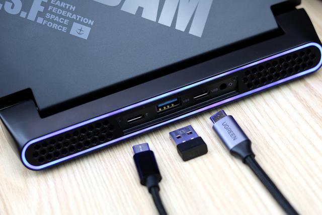 上网本能玩的游戏，好玩的网络电脑游戏有哪些（壹号本7寸迷你游戏本评测）