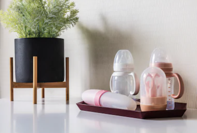 硅胶奶瓶好还是ppsu材质的好，硅胶和ppsu材质奶瓶哪个好（帮你找到最合心的奶瓶）