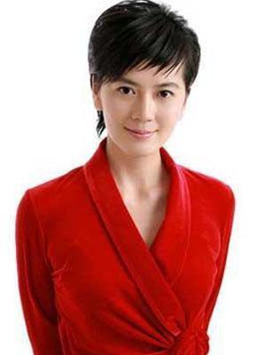 从央视名嘴到"涉案被查",经历人生跌宕后的沈冰,44岁在家相夫教女