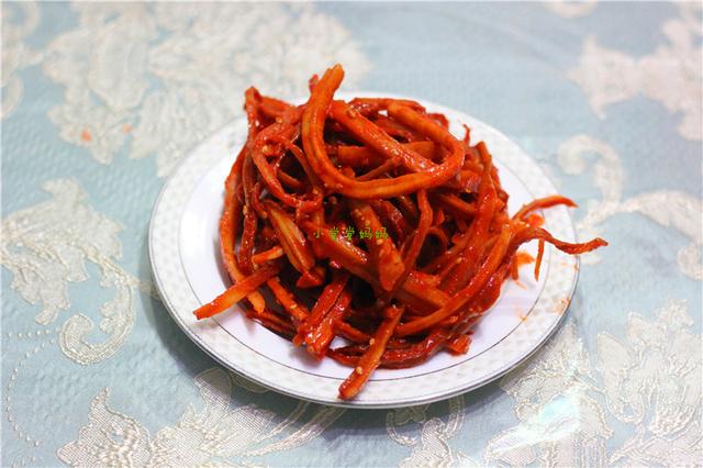 桔梗根拌咸菜的做法是什么，桔梗怎样拌咸菜才好吃（韩剧中走出来的小咸菜）