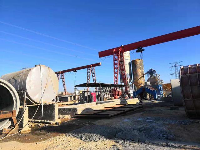 水泥管设备厂家哪家好，水泥管设备厂家（昭通宏鼎管道公司专业生产各种类型水泥管、顶管）