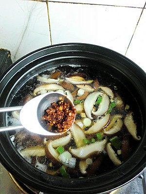 酸辣豆腐汤做法，最简单的豆腐汤（酸辣香菇豆腐汤这样做）