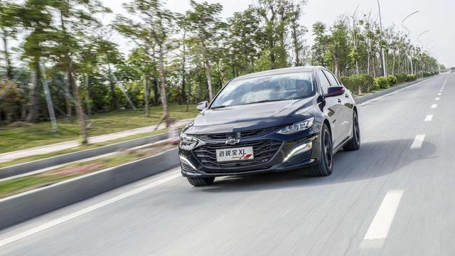 性价比最高的中级车，性价比高的笔记本电脑排行榜前十名（盘点3台最具性价比中级车）