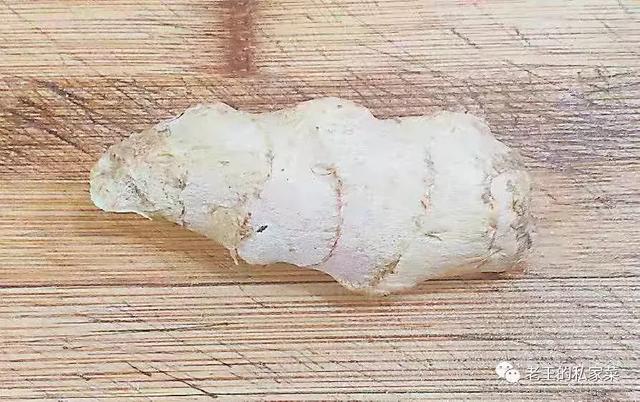 烟熏鱼干怎么做好吃，湖南烟熏鱼的家常做法（在家自己做健康卫生）