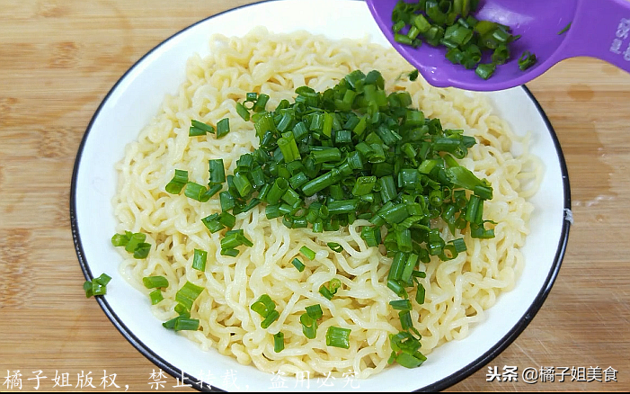 圖片[6]-方便面最新吃法 香辣爽口 吃著超過癮-起舞食譜網(wǎng)