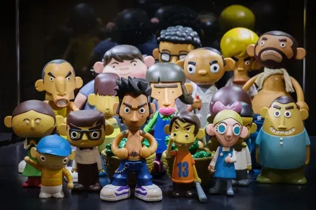 怎么摆地摊卖画，街头摆摊卖画（美术生摆摊儿指南献上）