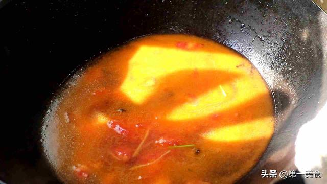 豆腐丸子的家常做法，家常自制肉丸子的做法（随便一煮根本不会散）