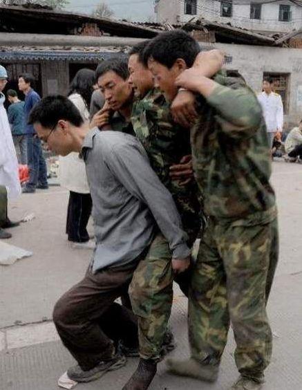身体抱恙是什么意思，老人身体抱恙是什么意思（请时刻记着这三种人的好）