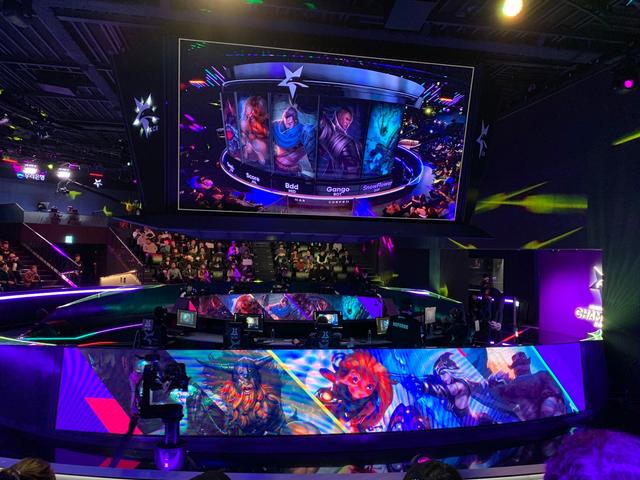 14000韩元，韩国硬币 （台湾网友带你走进LCK新场馆）