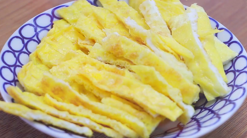 圖片[3]-【涼拌菠菜粉絲】做法步驟圖 簡單幾下 上桌全家搶著吃-起舞食譜網