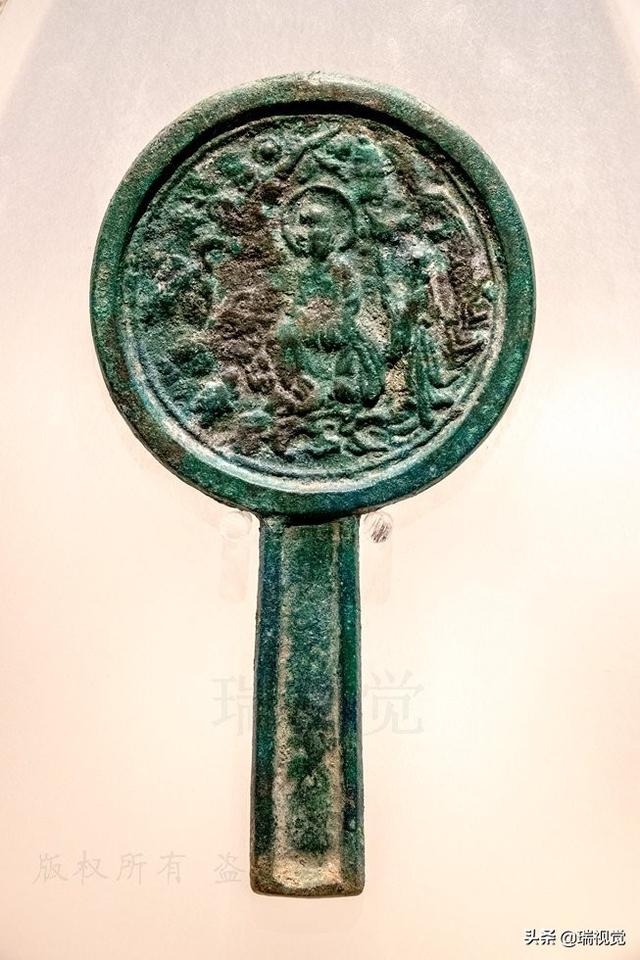 唐代铜镜拍卖价格，唐代铜镜拍卖价格北京正规的拍卖行（古代铜镜：早已照不出人脸了）