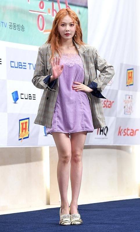 紫色服装如何搭配，紫色服装如何搭配裤子（紫色的服装是真的酷炫）