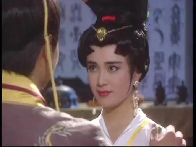 言情小说排行榜2013前十名，2013年小说排行榜言情（80年代父辈迷恋的“挂历女神”）