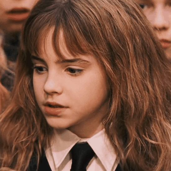 赫敏·格兰杰小天使［哈利.波特］，哈利波特女主角赫敏格兰杰（小赫敏感觉毛茸茸的图片）