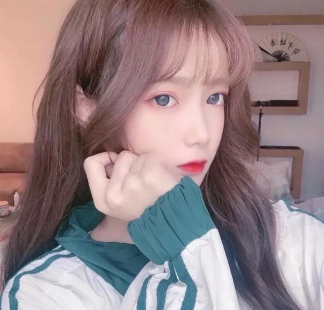 时尚气质女头/女孩子的气质要有也要有素质，微信头像，时尚气质女头/女孩子的气质要有也要有素质（有气质的女生头像）