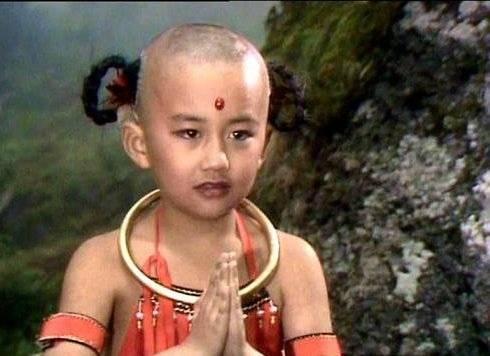 三清宫大门上的对联是什么，三清殿对联横批（圣婴大王红孩儿：有苦说不出）