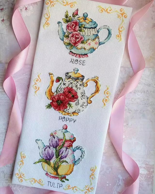 【十字绣枕头图案】哪些十字绣枕头图案好看，手工十字绣枕头图案大全（35款十字绣作品大赏析）