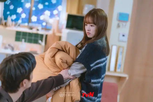 孤单又灿烂的神鬼怪演员表，灿烂又孤独的神鬼怪演员表（喜欢甜妹加氛围男的配置千万别错过这部下饭韩剧）