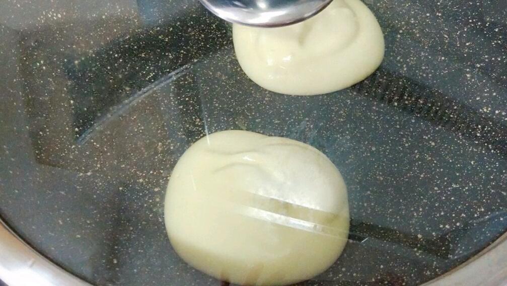 圖片[5]-【厚舒芙蕾松餅】做法步驟圖 不用烤不用蒸 綿軟香甜入口即化-起舞食譜網