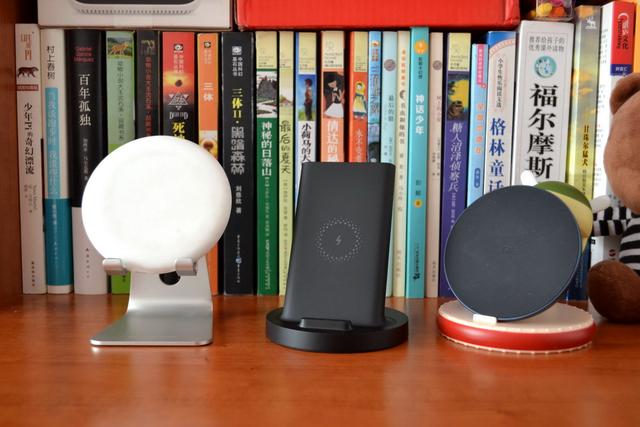 小米无线充电器怎么用，以下经验供大家参考（小米立式无线充电器体验）