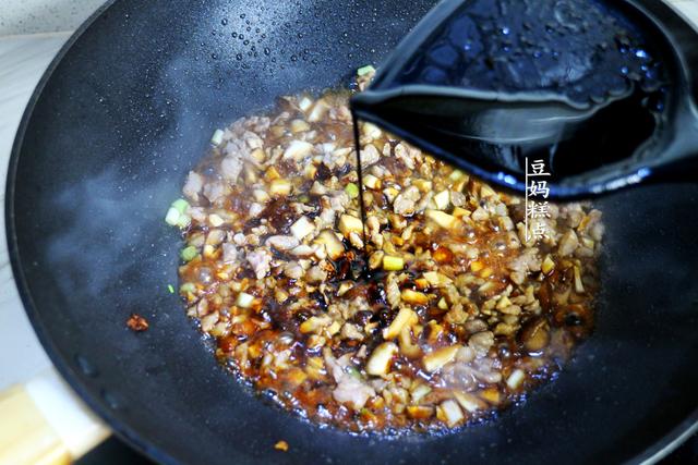 鸡蛋豆腐怎么蒸，水豆腐怎么煎（豆腐和鸡蛋一起蒸）