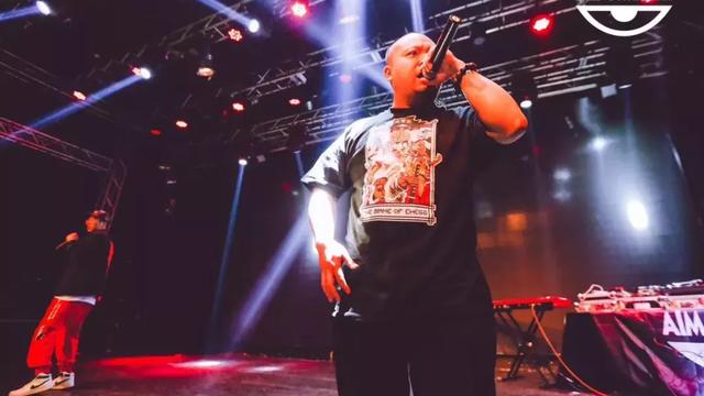 冷血动物有哪些，冷血动物有哪些特征（这个人养了上百只“冷血动物”）