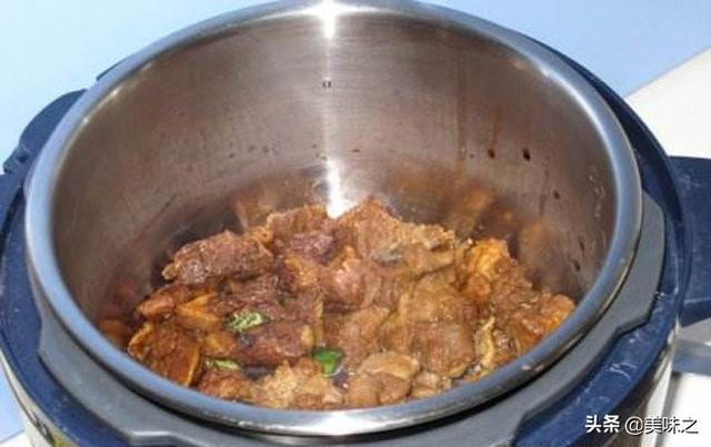 红烧牛肉的家常做法，红烧牛肉的家常做法窍门（红烧牛肉做法）