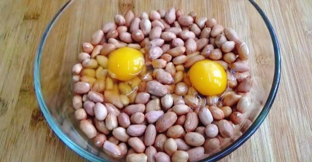 圖片[2]-【五香花生米】做法步驟圖 不用燉 3斤不夠吃-起舞食譜網