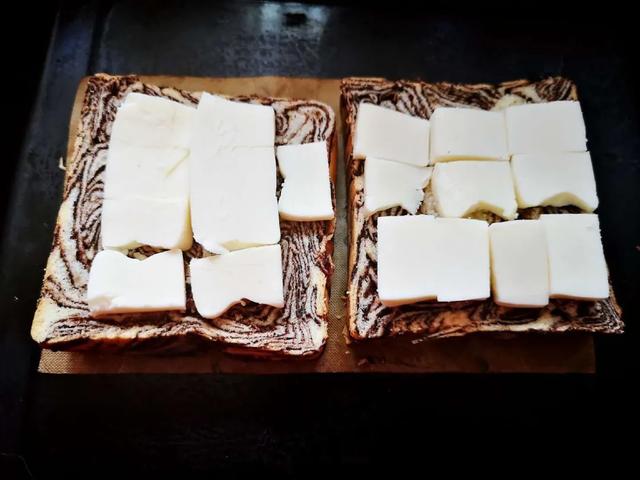 内蒙古自制的干奶酪怎么吃,内蒙古干奶酪图片(锡林郭勒奶酪攻略——带你品草原花样美食) 内蒙古自制的干奶酪怎么吃,内蒙古干奶酪图片(锡林郭勒奶酪攻略——带你品草原花样美食)